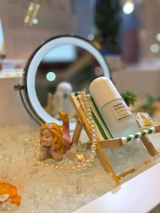 如果要用几个关键词来总结今年的 in-cosmetics Korea 2026,我们会选择:
轻盈(Lightweight)
安全(Safety)
体验(Sensory Feel)